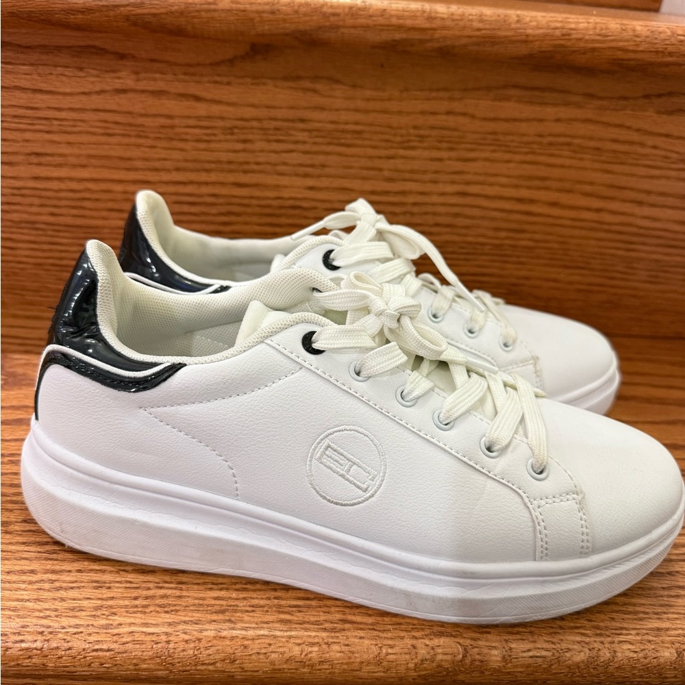 Stylish White and Black Women's Sneakers